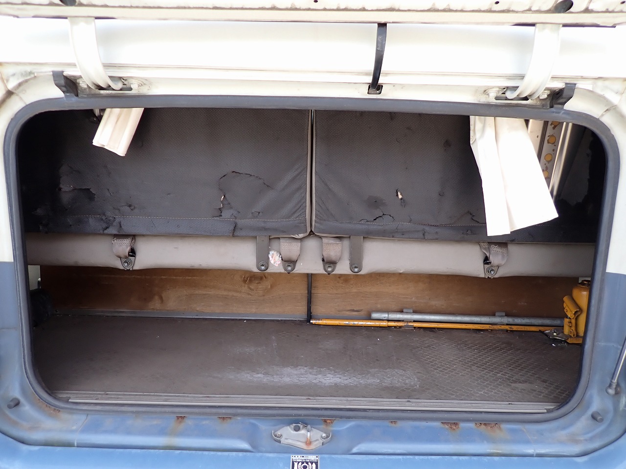 TOYOTA Coaster