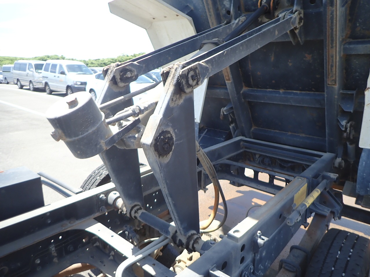 ISUZU Forward
