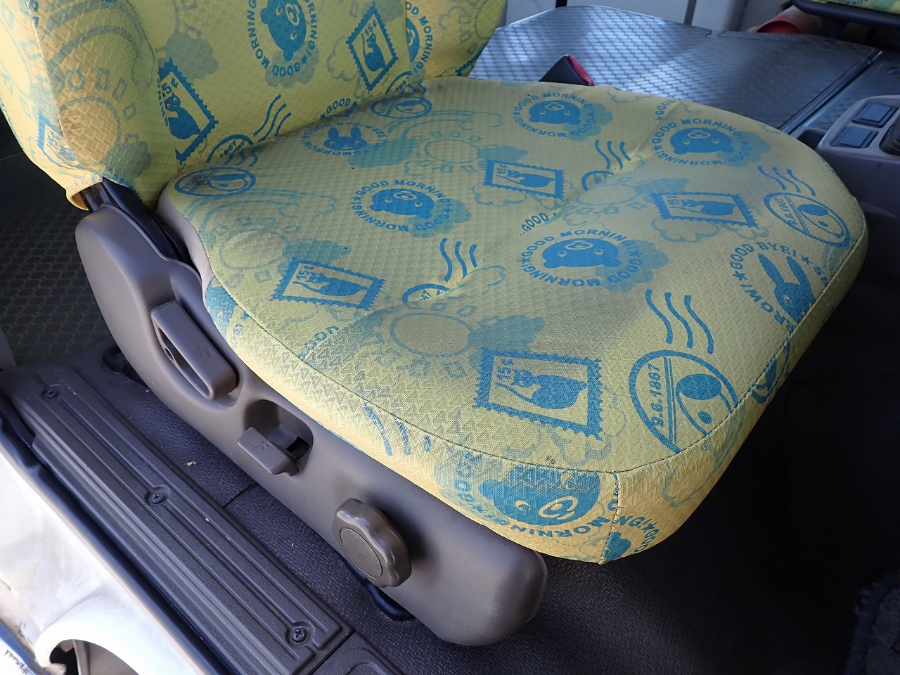 MITSUBISHI Rosa
