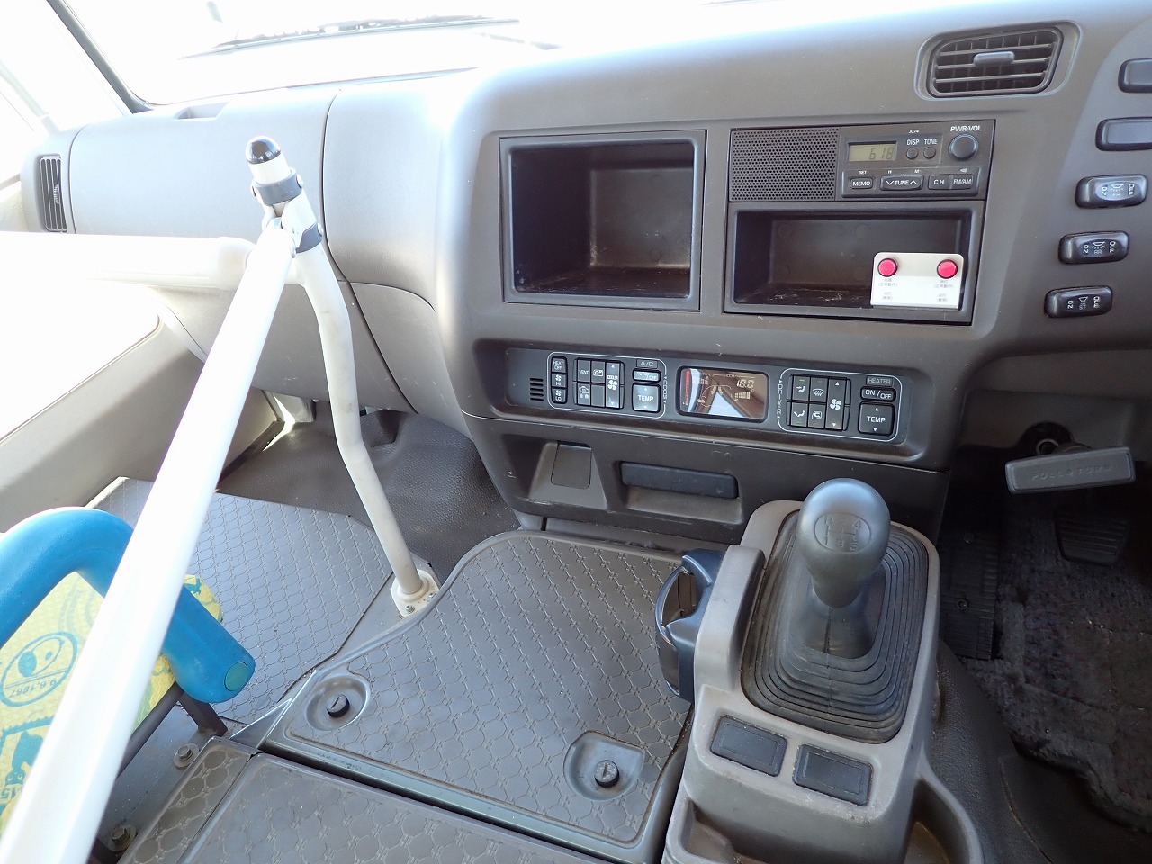 MITSUBISHI Rosa