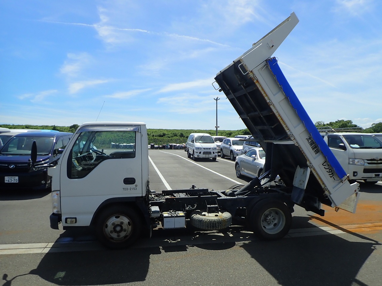 ISUZU Elf Truck