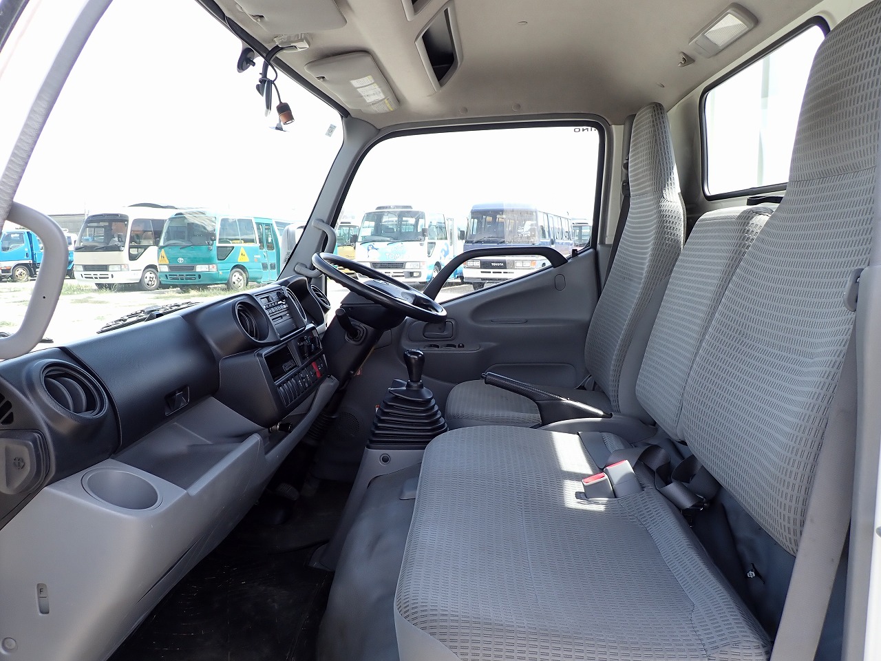 HINO Dutro