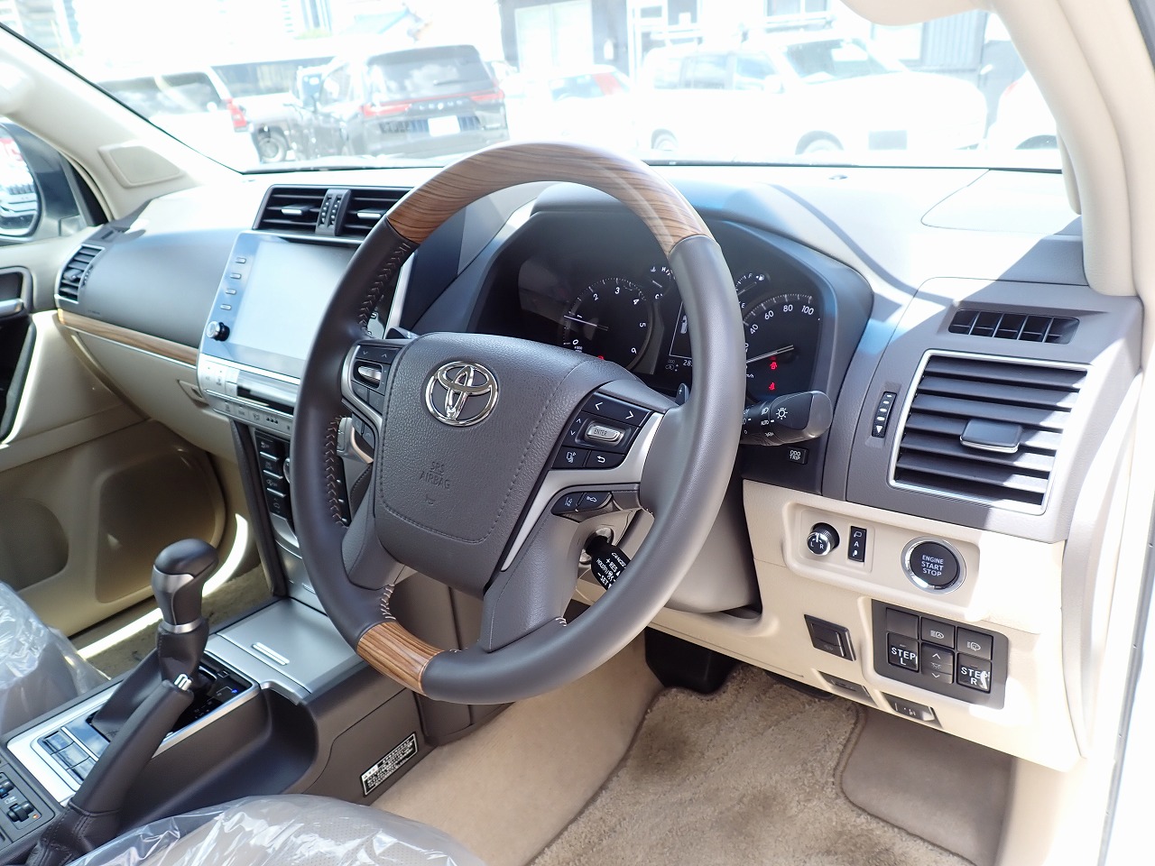 TOYOTA Land Cruiser Prado