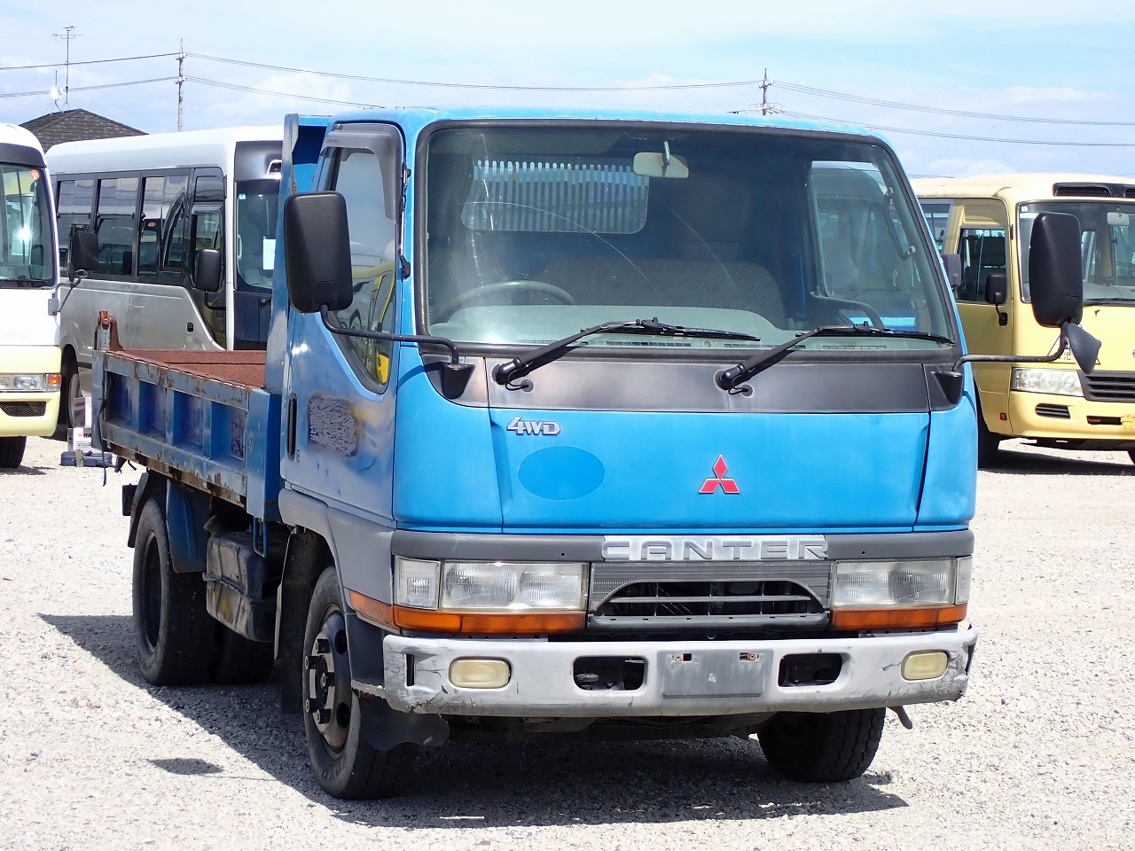 MITSUBISHI Canter