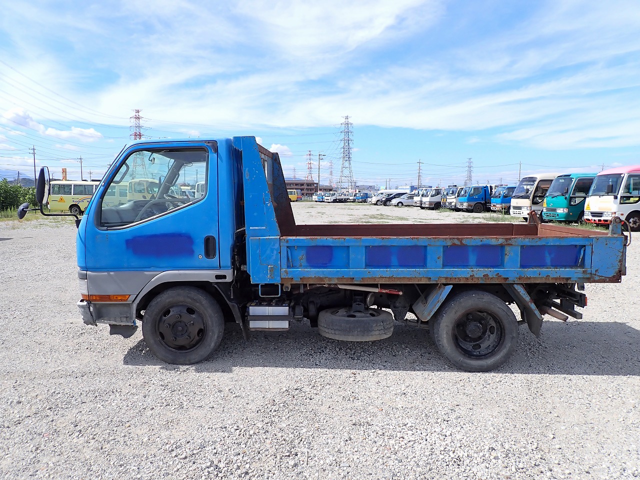 MITSUBISHI Canter