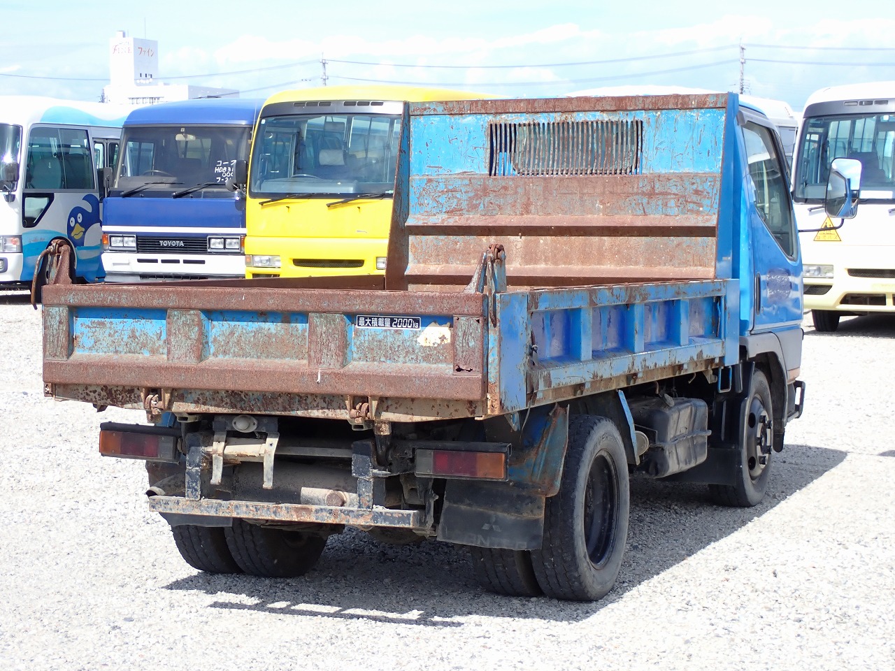 MITSUBISHI Canter