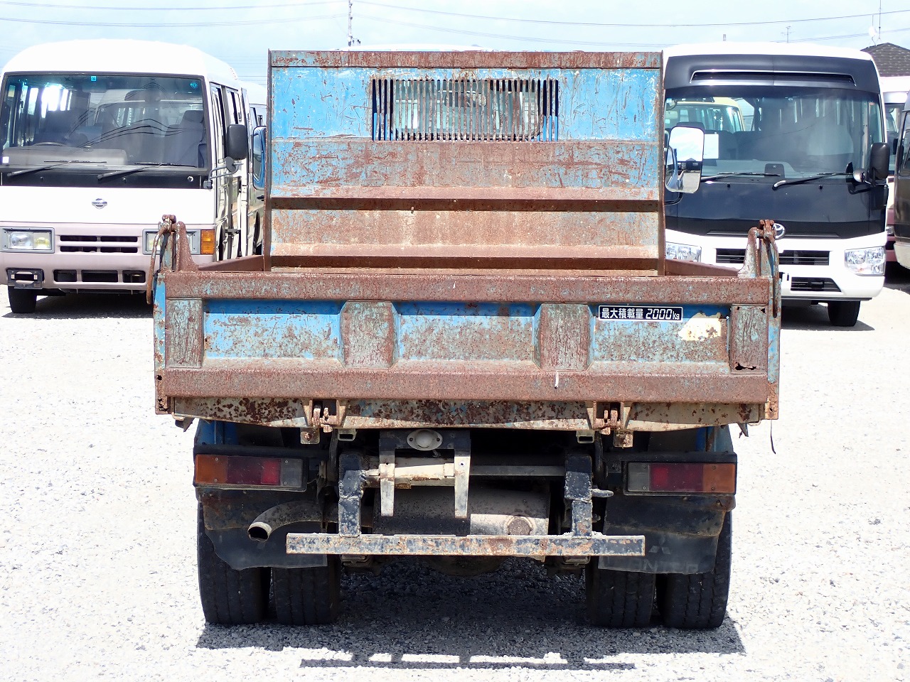 MITSUBISHI Canter