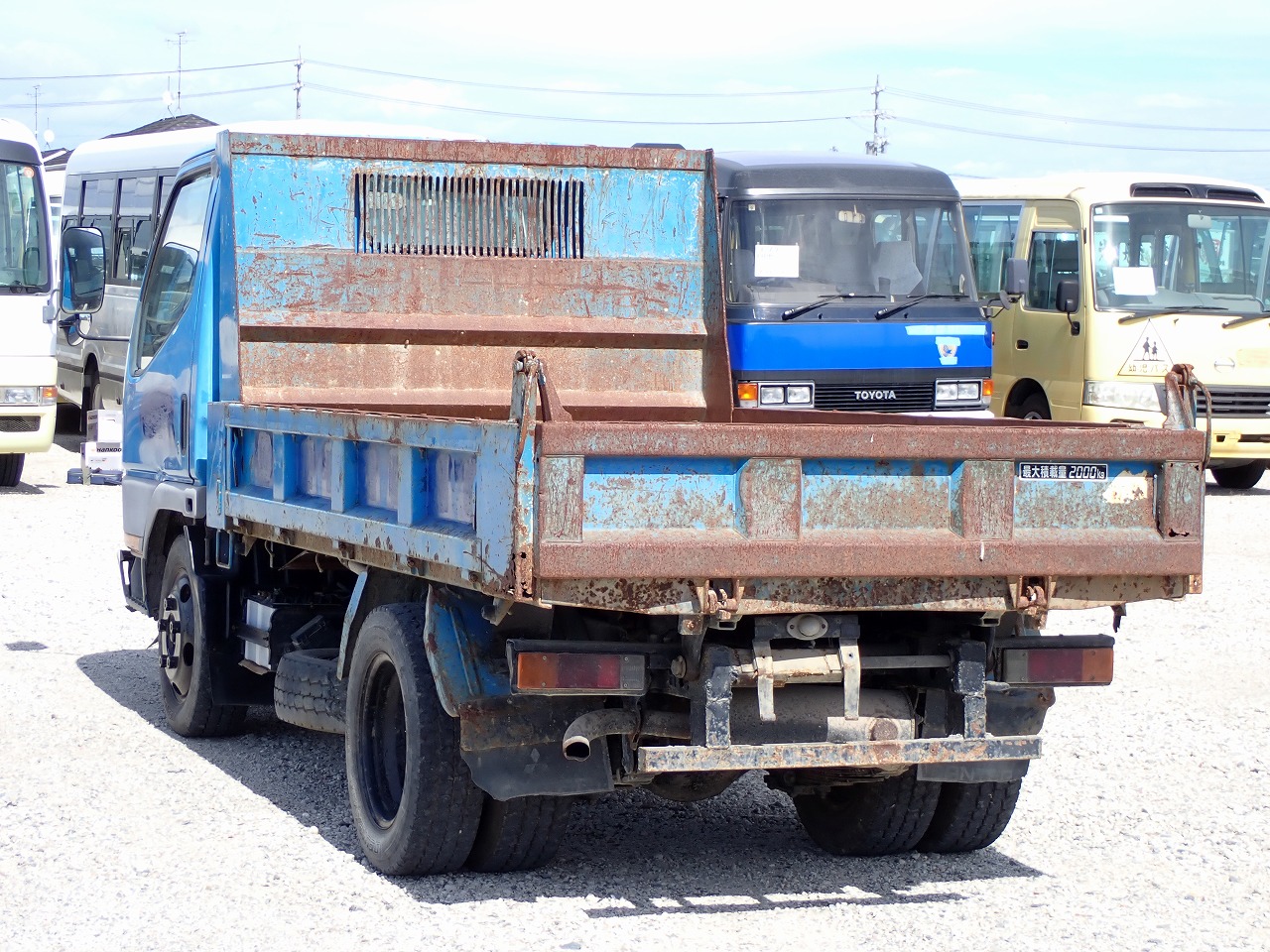 MITSUBISHI Canter