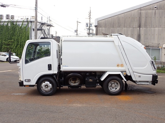 ISUZU Elf Truck
