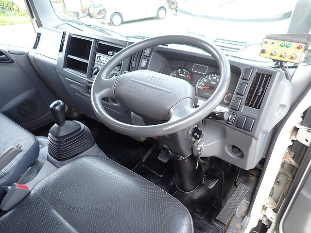ISUZU Elf Truck
