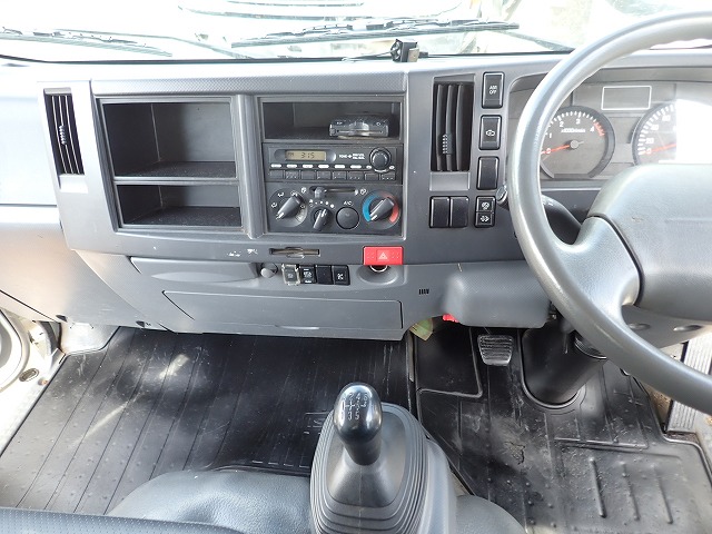 ISUZU Elf Truck