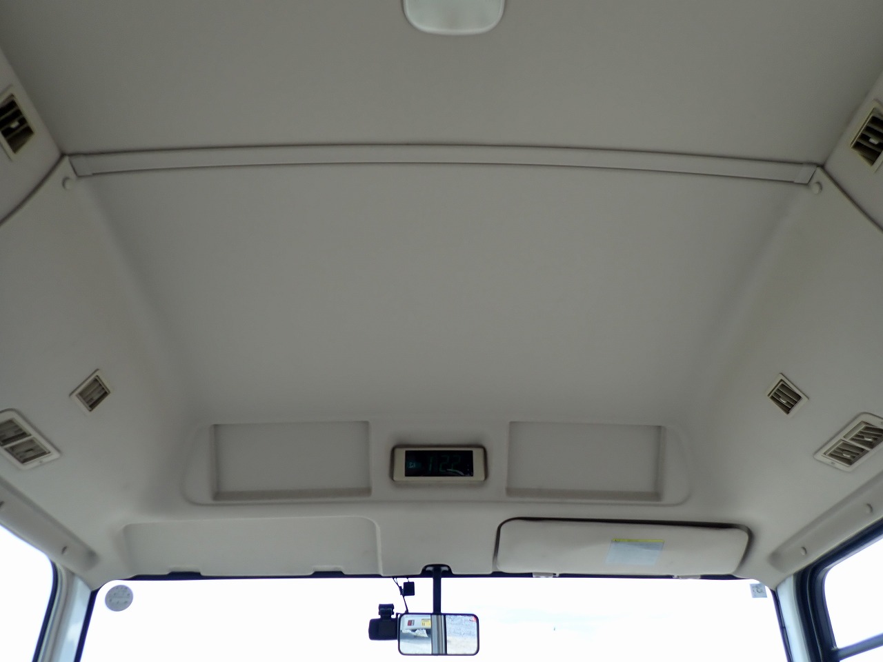 MITSUBISHI Rosa