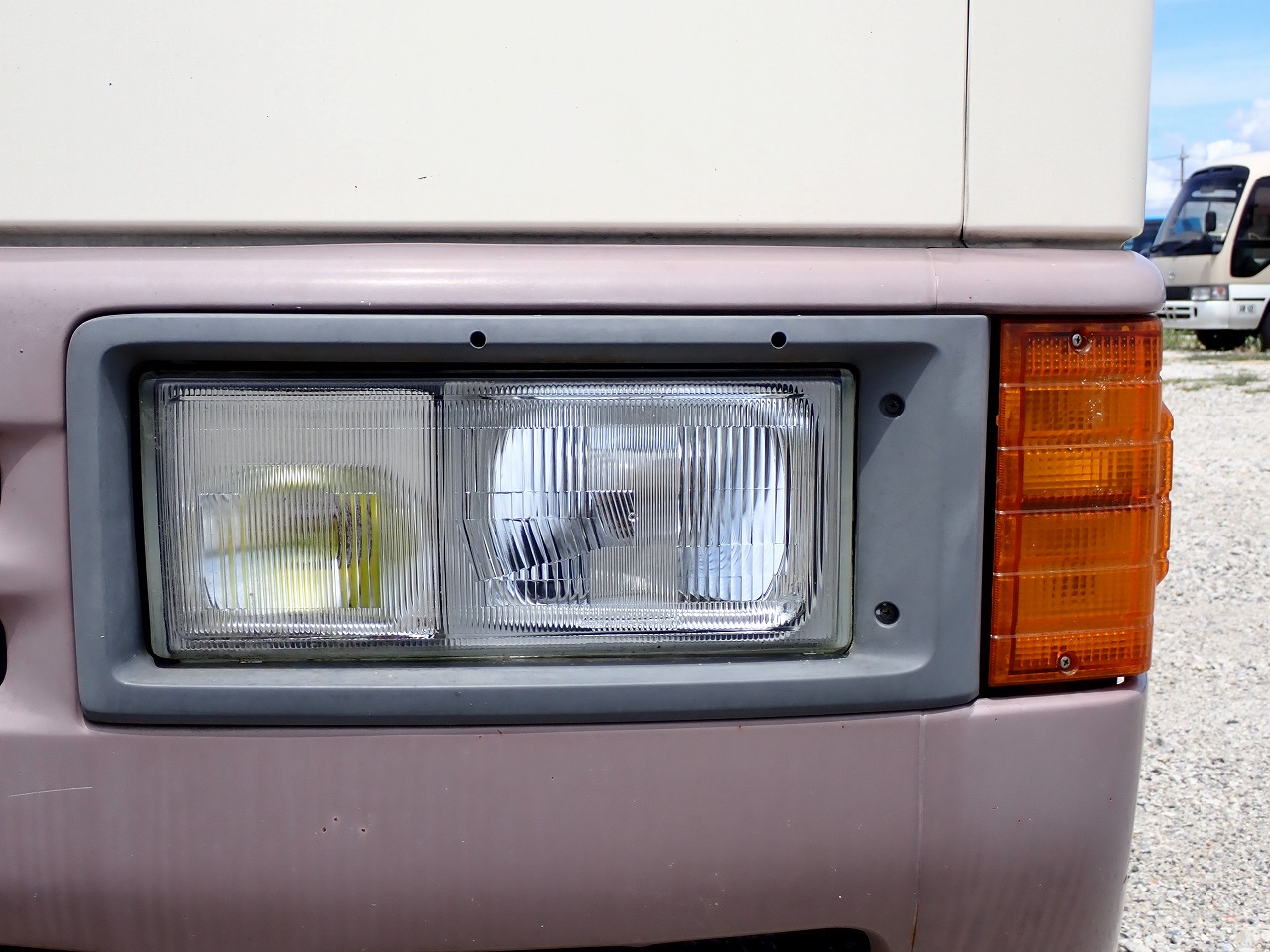 NISSAN Civilian Bus