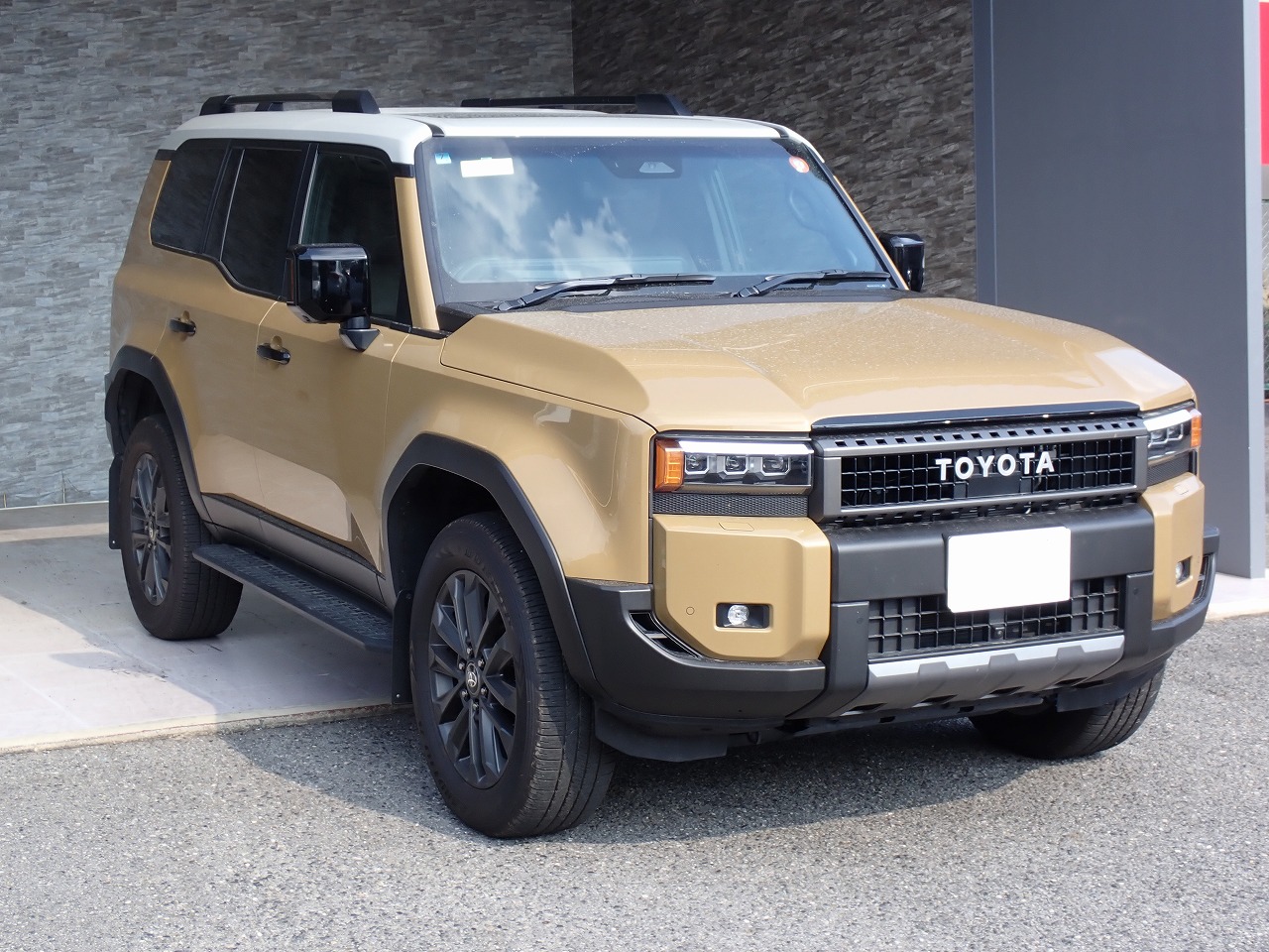 TOYOTA Land Cruiser 250