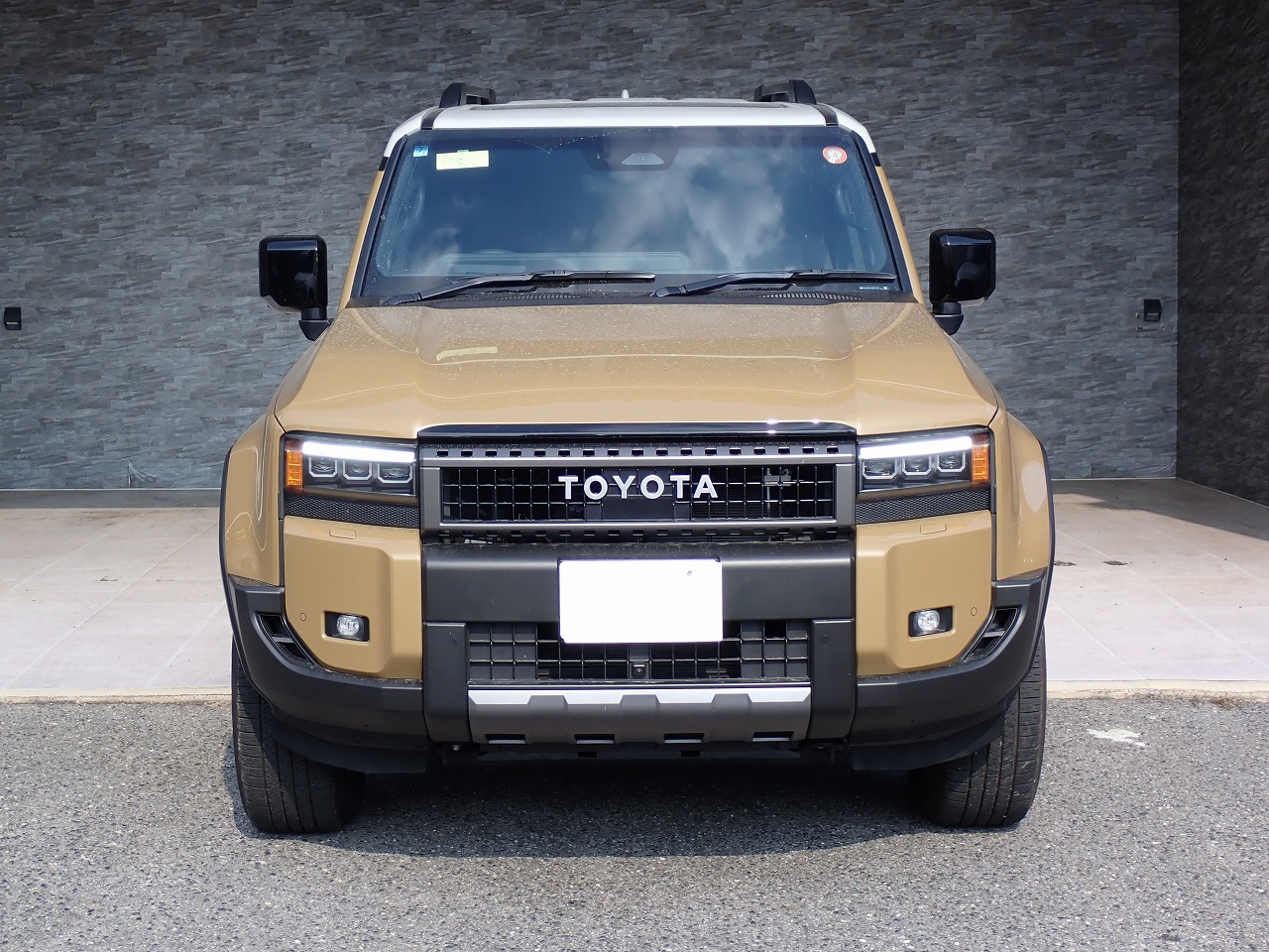 TOYOTA Land Cruiser 250