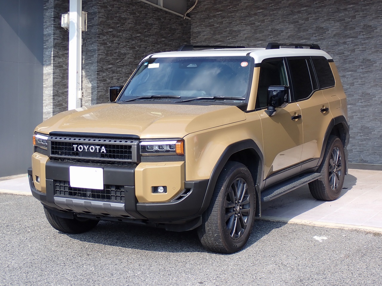 TOYOTA Land Cruiser 250