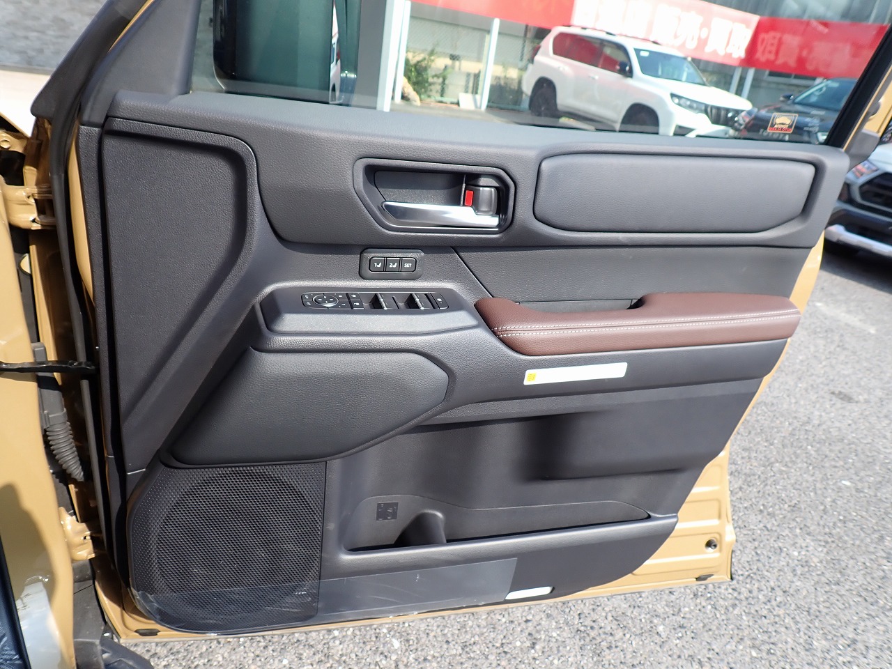 TOYOTA Land Cruiser 250