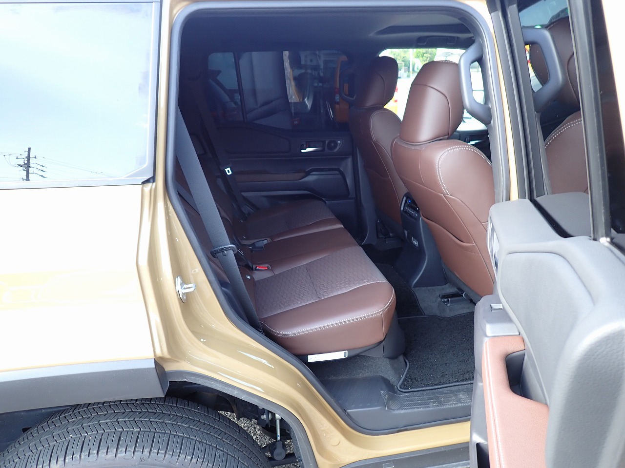TOYOTA Land Cruiser 250