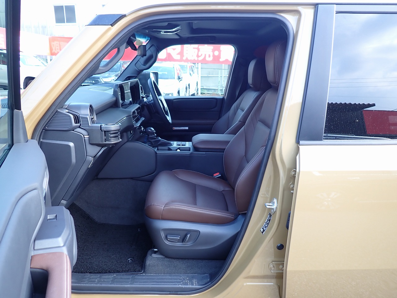 TOYOTA Land Cruiser 250
