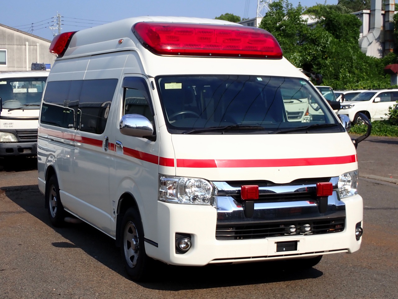 TOYOTA Regius Ace 