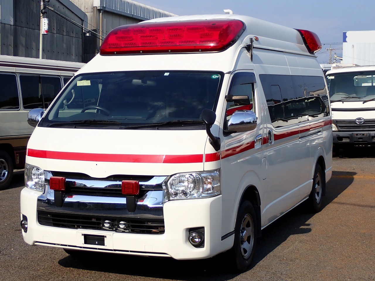 TOYOTA Regius Ace 