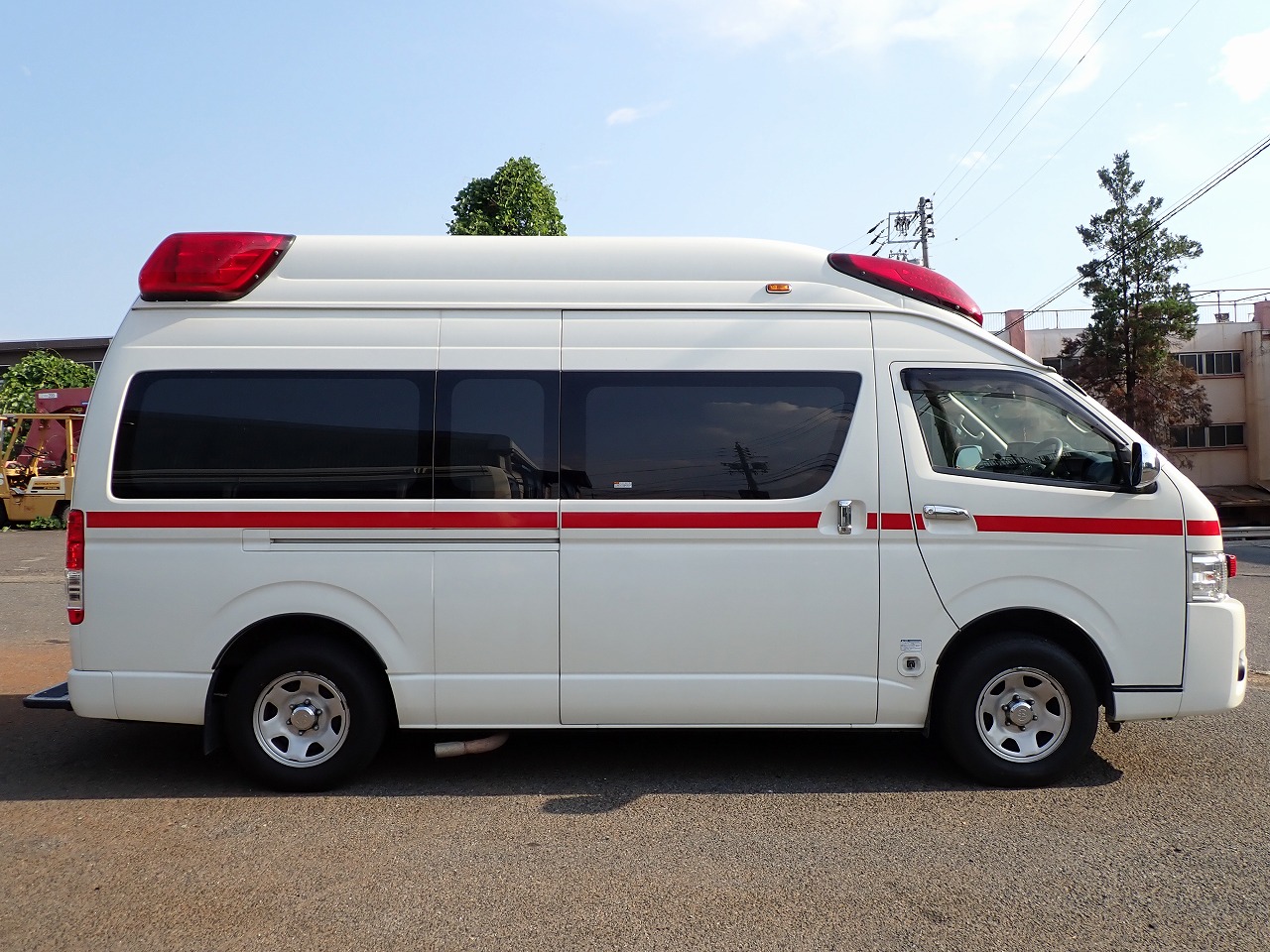 TOYOTA Regius Ace 