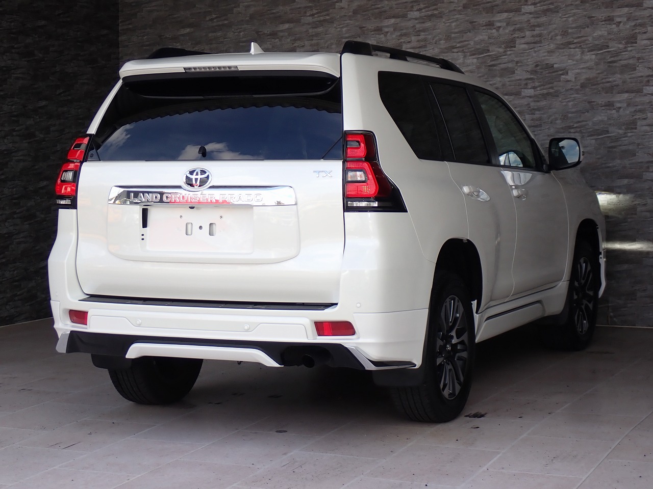TOYOTA Land Cruiser Prado