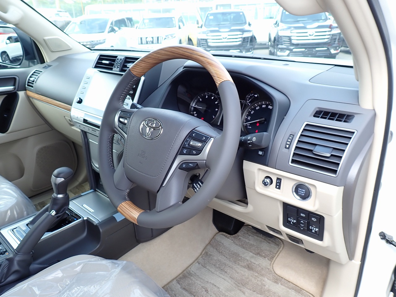 TOYOTA Land Cruiser Prado