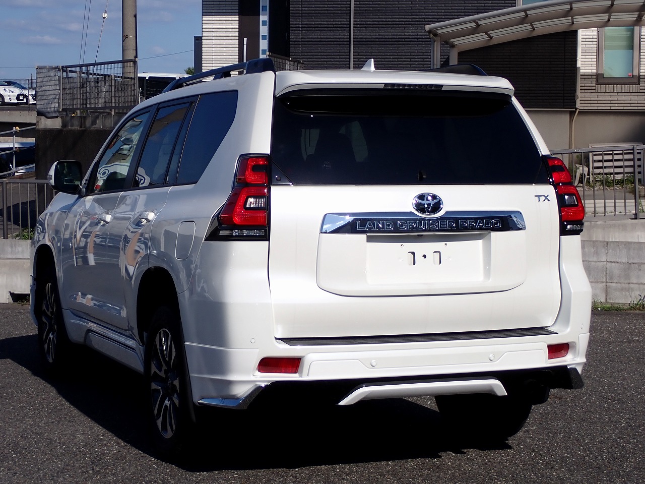TOYOTA Land Cruiser Prado