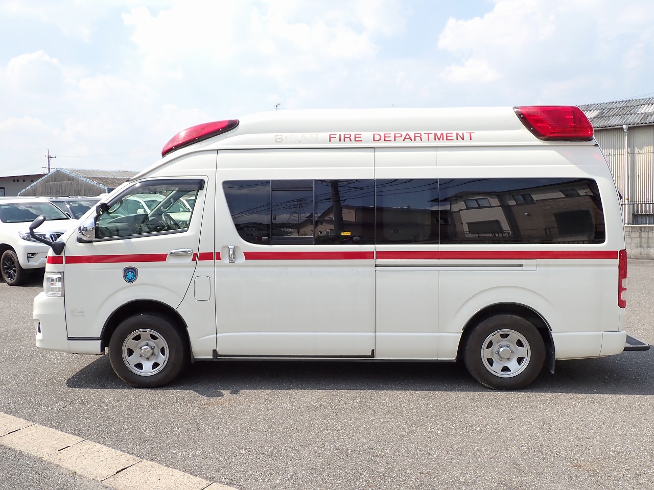 TOYOTA Regius Ace 