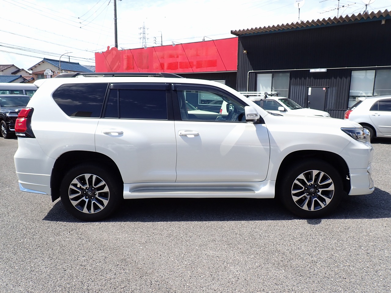 TOYOTA Land Cruiser Prado