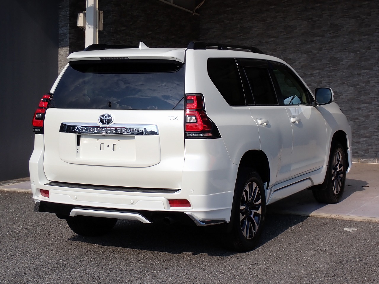 TOYOTA Land Cruiser Prado