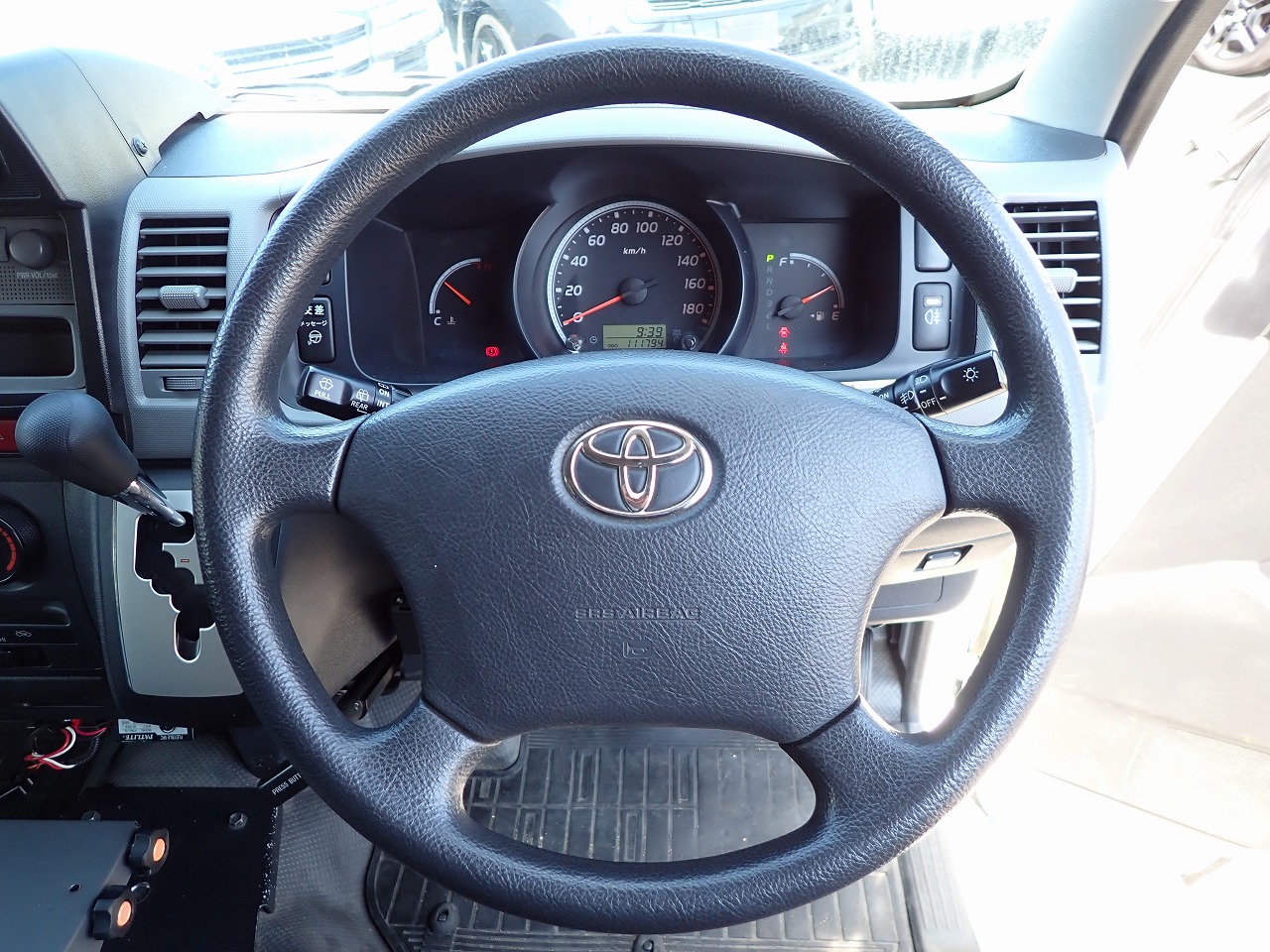 TOYOTA Regius Ace 