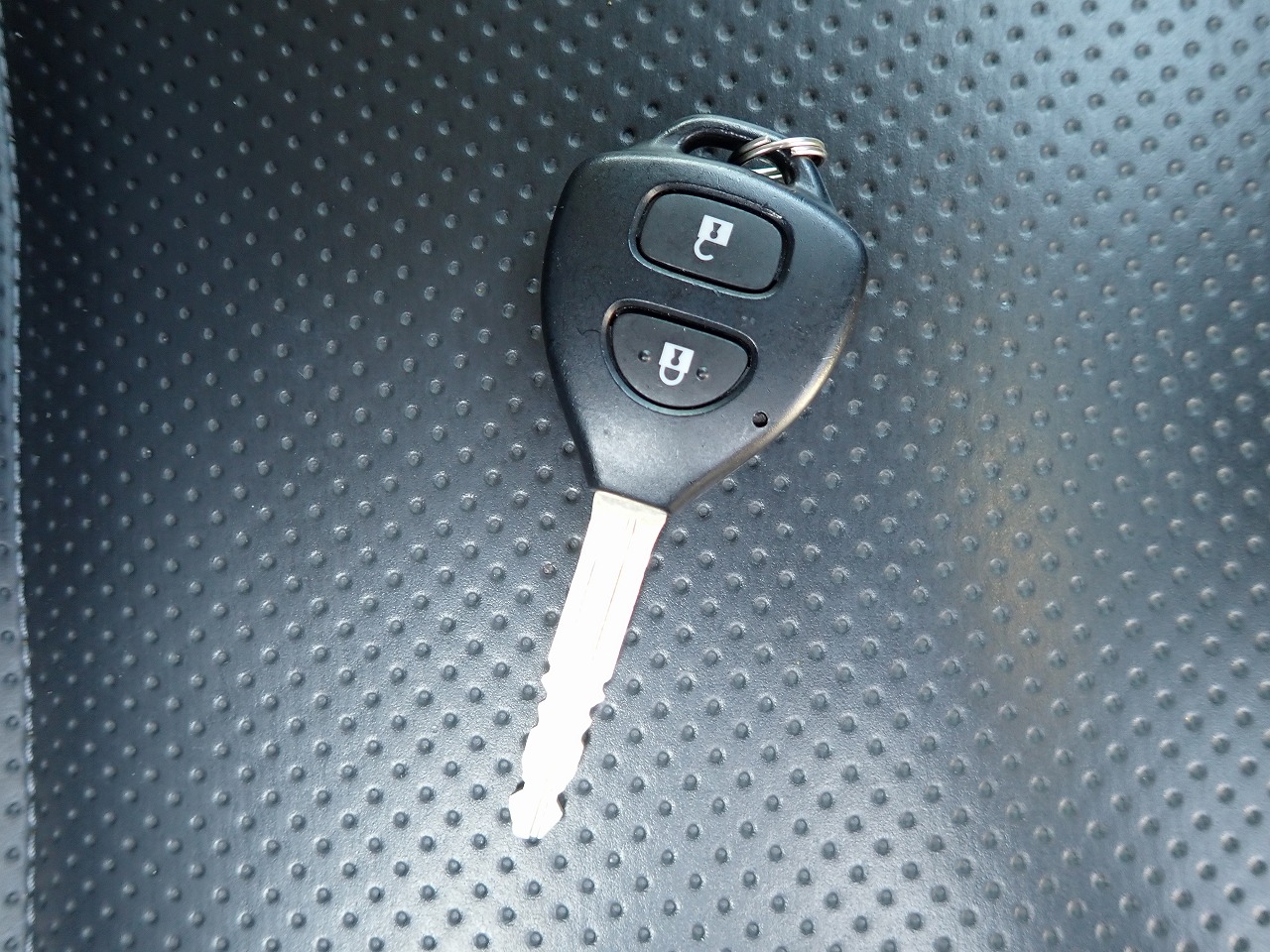 TOYOTA Regius Ace 