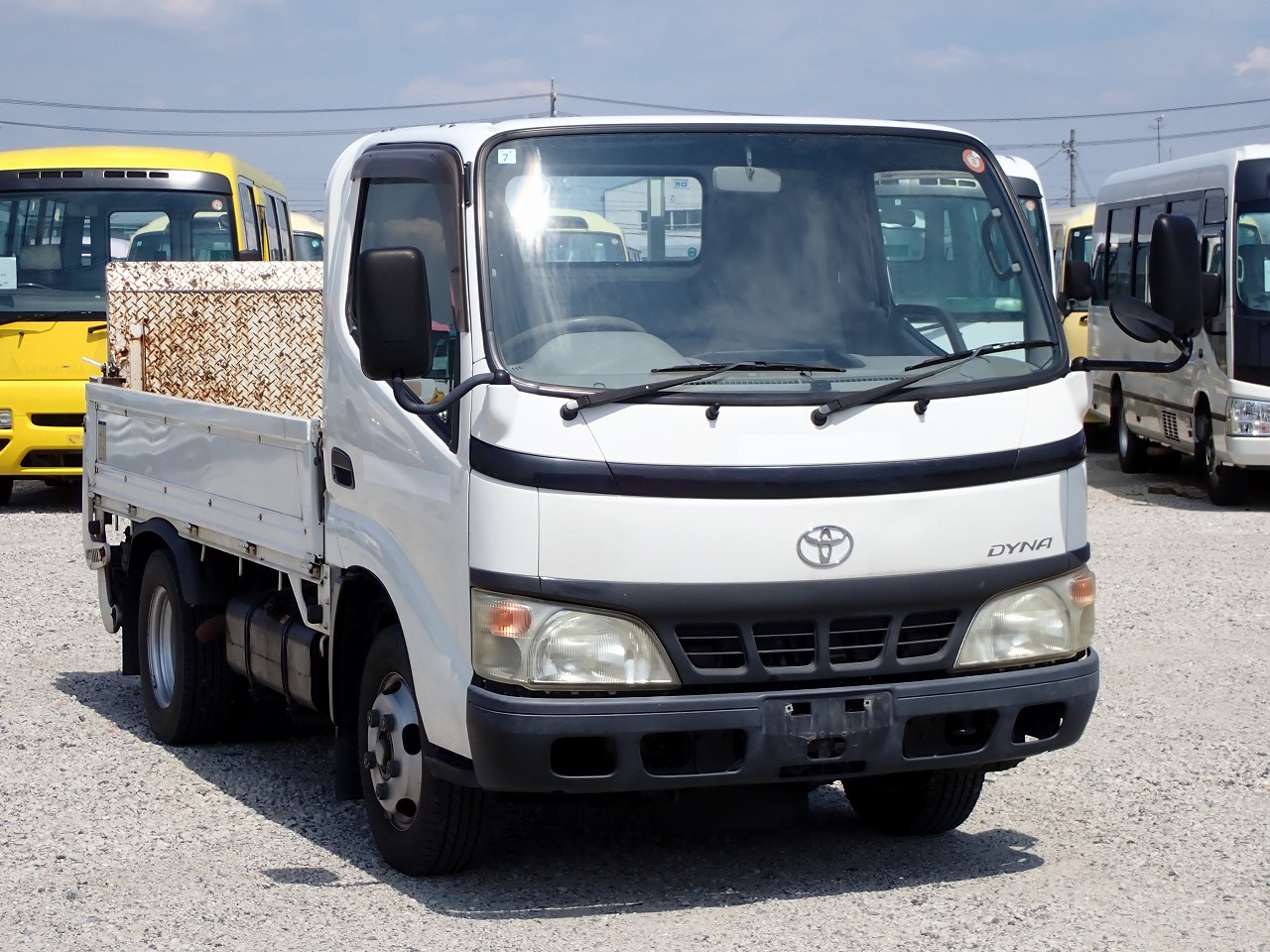 TOYOTA Dyna Truck