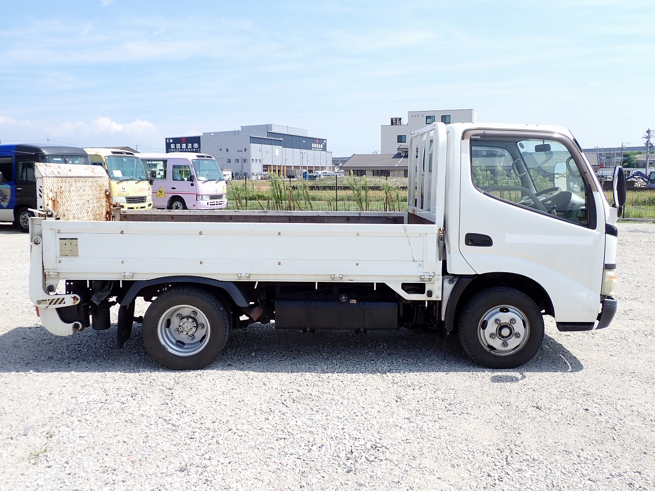 TOYOTA Dyna Truck