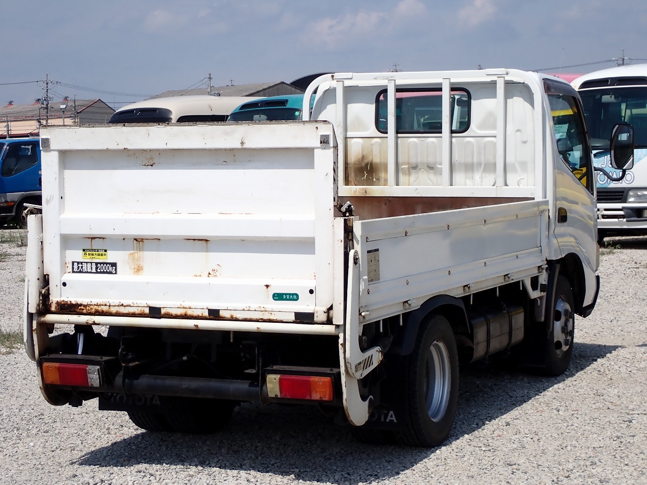 TOYOTA Dyna Truck