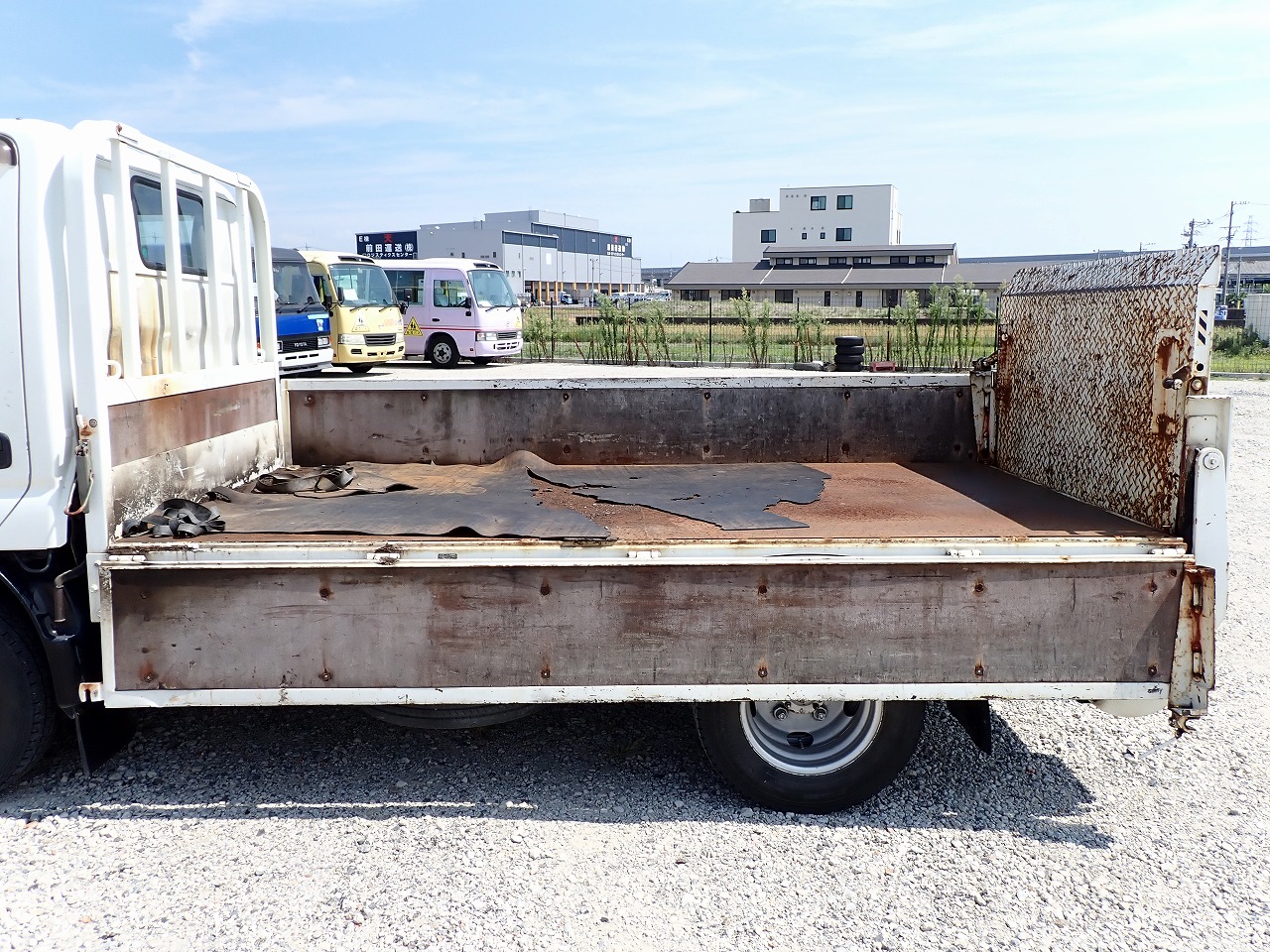 TOYOTA Dyna Truck