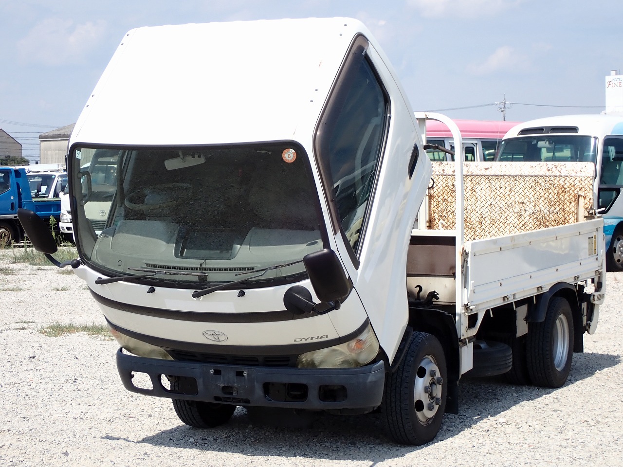 TOYOTA Dyna Truck