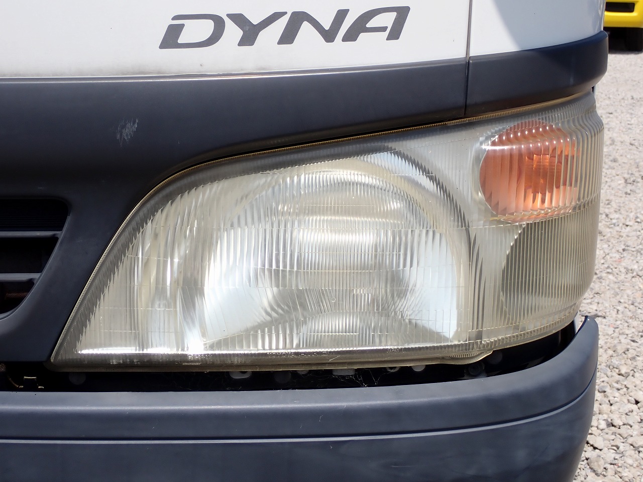 TOYOTA Dyna Truck
