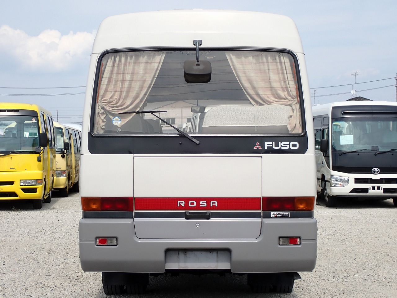 MITSUBISHI Rosa