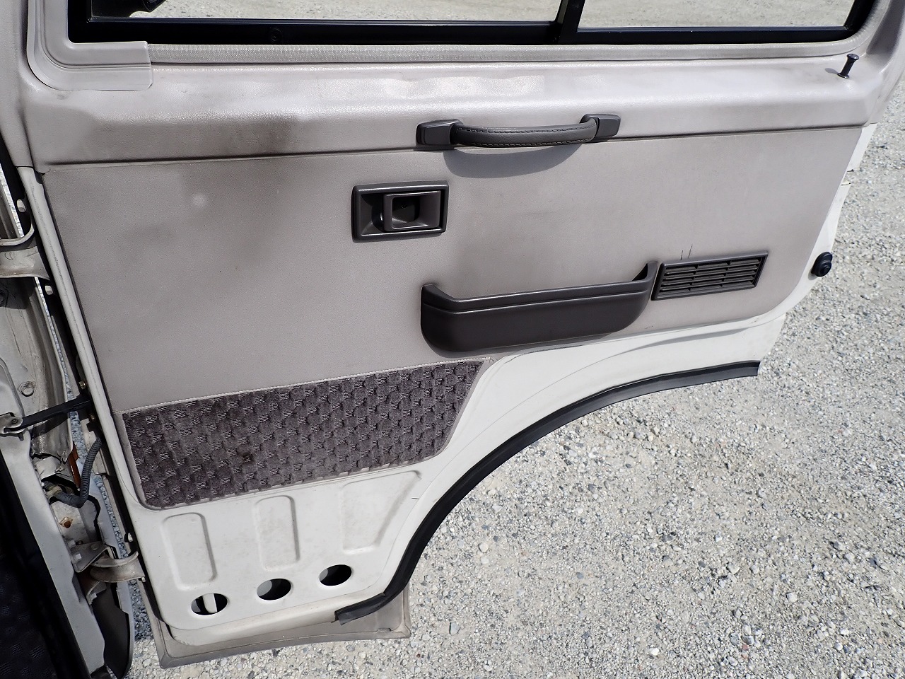 MITSUBISHI Rosa