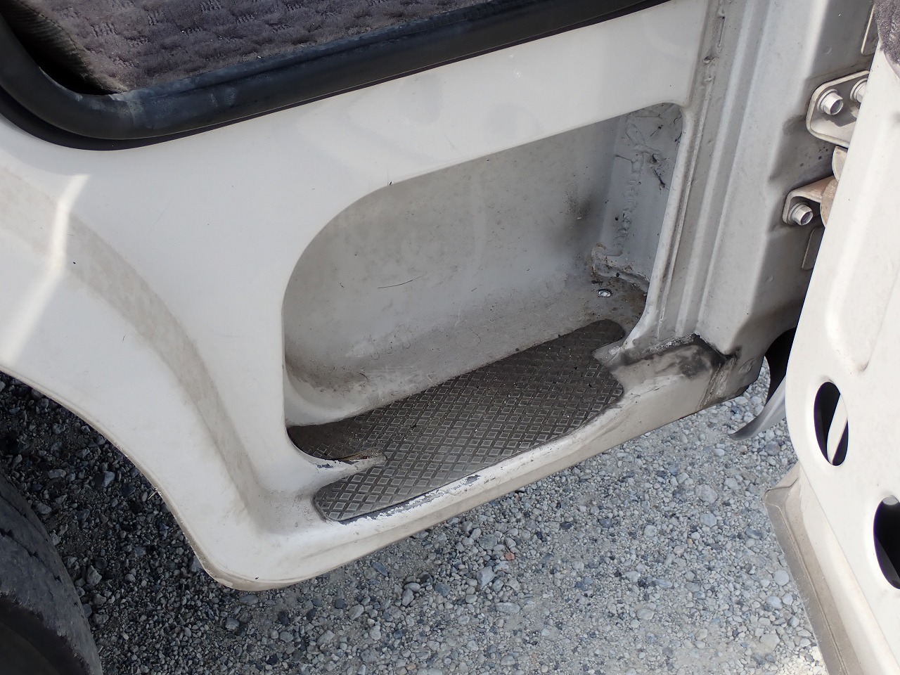 MITSUBISHI Rosa