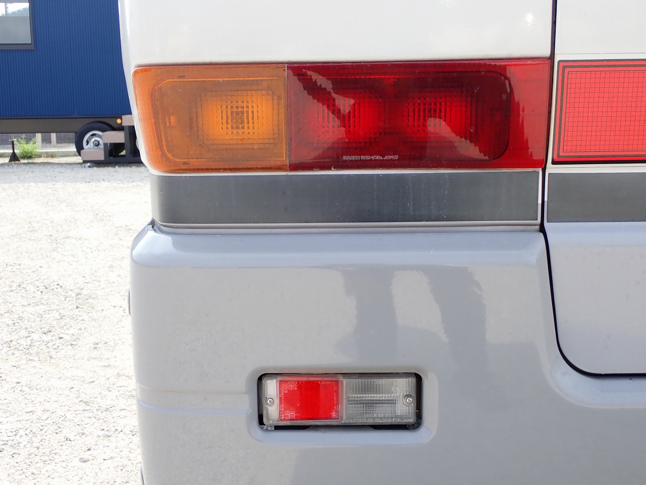 MITSUBISHI Rosa