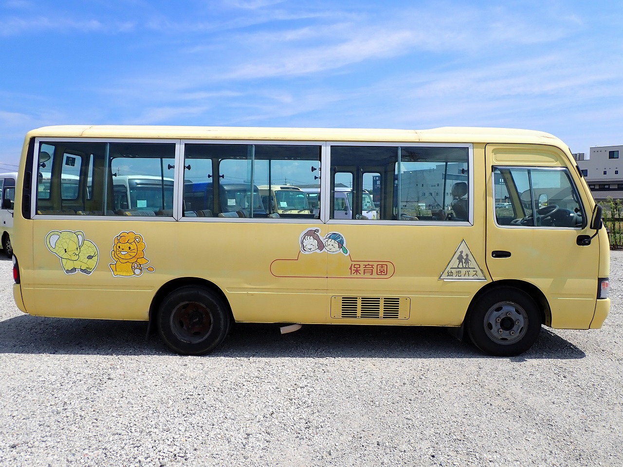 TOYOTA Coaster