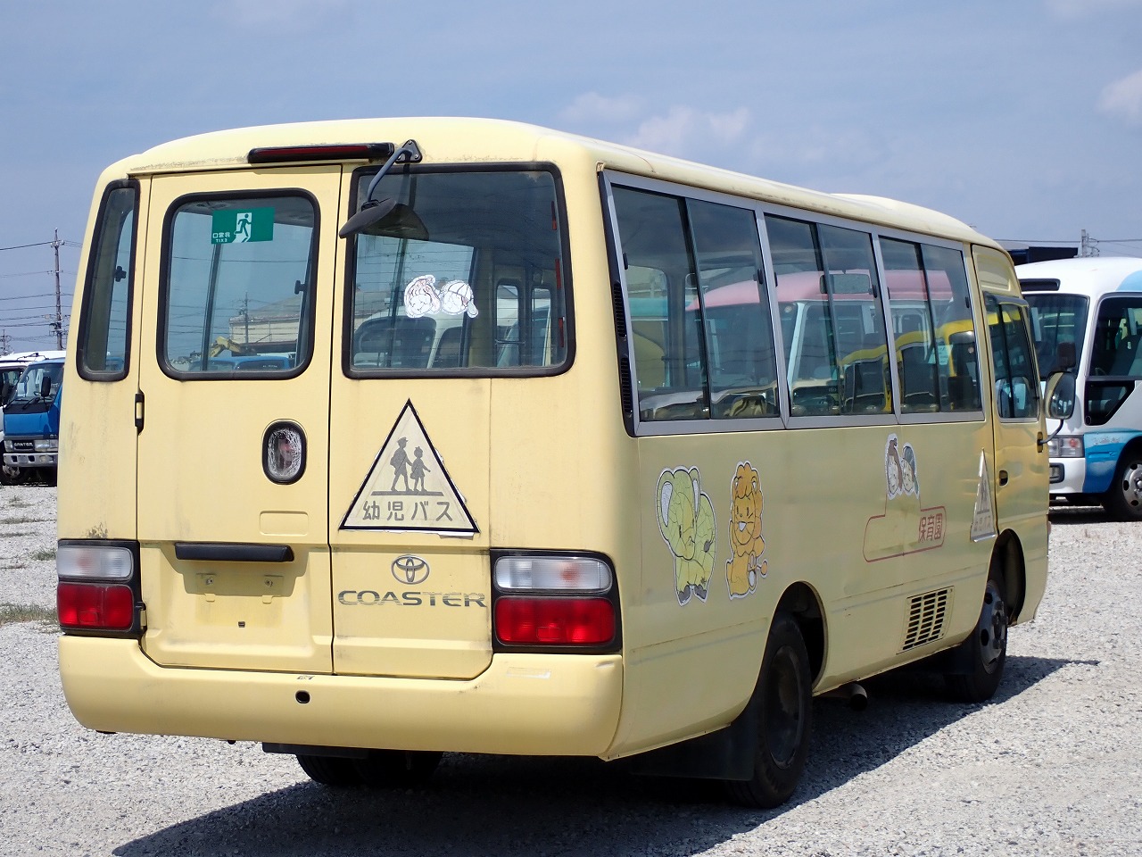 TOYOTA Coaster