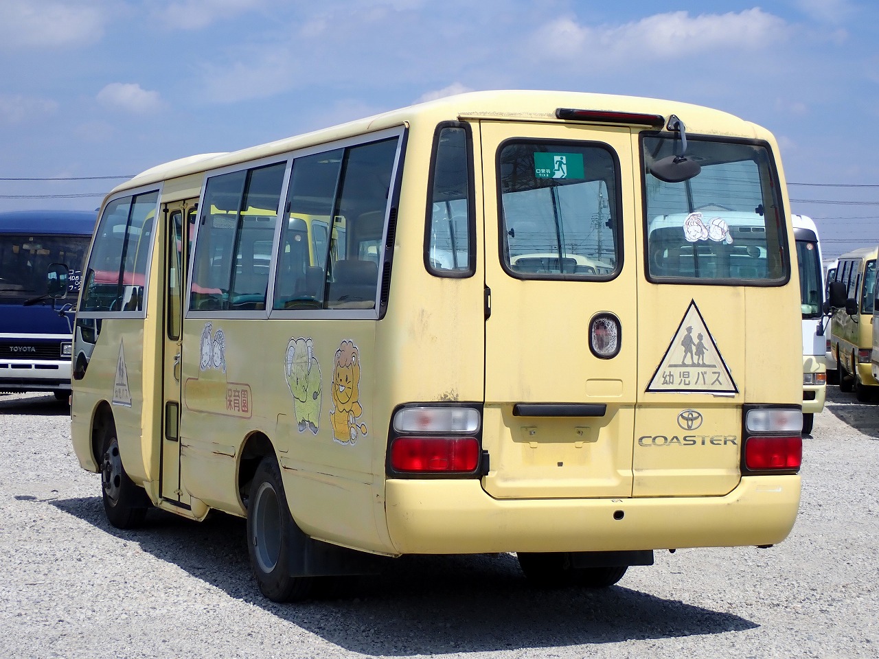 TOYOTA Coaster