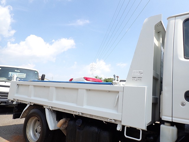ISUZU Elf Truck