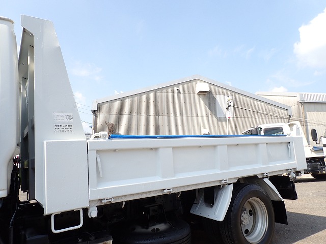 ISUZU Elf Truck
