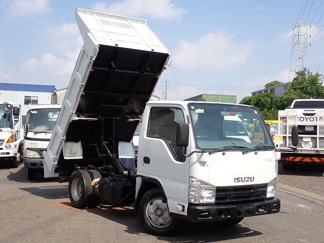 ISUZU Elf Truck